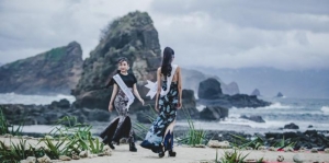 Bakal Jadi Agenda Tahunan, Jember Bikin Papuma Fashion Week di Tepi Pantai