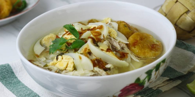 6 Cara Membuat Soto Ayam Khas Berbagai Daerah Indonesia!