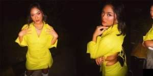 7 Potret Marion Jola dengan Outfit Serba Kuning, Tampil Backless dan Memesona Banget