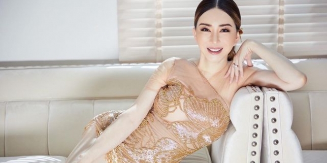 Trasngender Thailand Anne Jakaphong Bayari Lisensi Miss Universe Seharga Rp331 Miliar