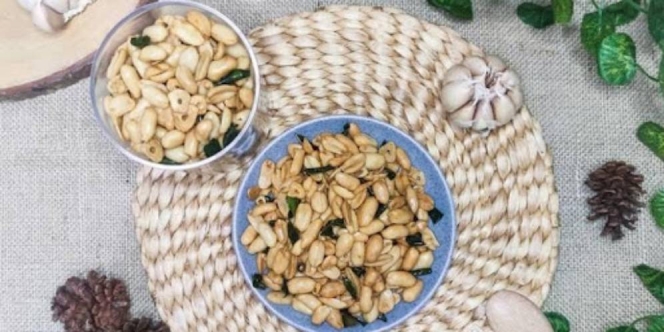 5 Cara Membuat Kacang Bawang yang Empuk dan Renyah