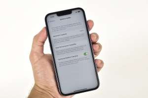 10 Tips Agar Kesehatan Baterai Iphone Awet dan Cara Merawatnya yang Benar