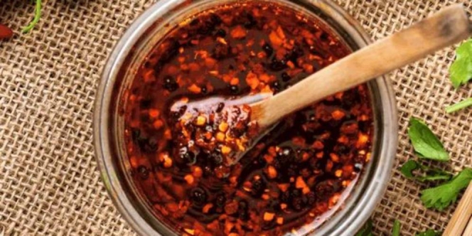5 Resep Chili Oil Chinese Sederhana yang Pedas dan Mantap!