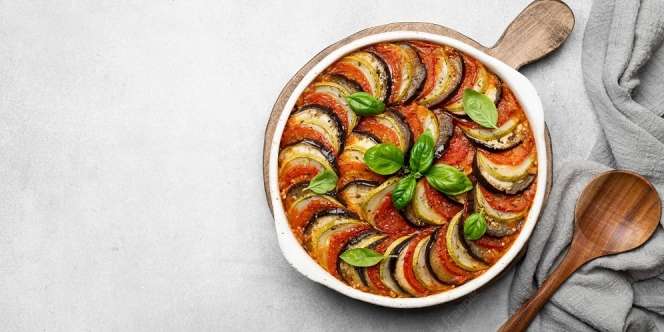 7 Resep Ratatouille Asli, Ada yang Sederhana dan Masaknya tanpa Oven!