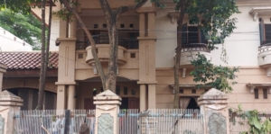 Segini Harga Rumah Mewah Bu Eny di Kawasan Jakarta Timur, Masih Mahal Meski Sudah Lama Terbengkalai