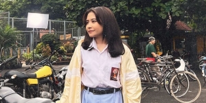 Prilly Latuconsina Kena Nyinyir Netizen karena Perankan Anak Sekolahan di Film 'Gita Cinta dari SMA'