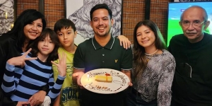 Deretan Perayaan Ulang Tahun Aldila Dimitri, Bahagia Dihadiri Anak Termasuk Shaloom Razade