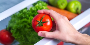 5 Cara Menyimpan Tomat Agar Segar Tahan Lama