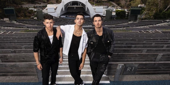 Lirik Lagu Wings - Jonas Brothers