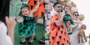 10 Potret Perayaan Ulang Tahun Baby Xarena Anak Siti Badriah dan Krisjiana, Gemes Bertema The Flinstones