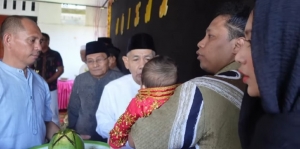 Gelar Aqiqah di Kampung, Nama Anak Indah Permatasari dan Arie Kriting Jadi Sorotan