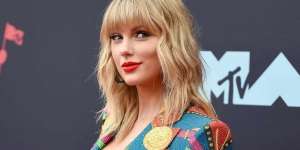 Taylor Swift dan Matty Healy Dirumorkan Putus, Pacaran Cuma 1 Bulan?