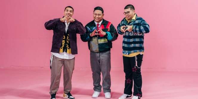 Lirik Lagu Rayi Putra - Come Over ft. Kaleb J