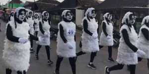 Menjelang 17 Agustus, Video Ibu-ibu Gerak Jalan Bertema 'Shaun the Sheep' Viral - Netizen: Kreatif Banget! 
