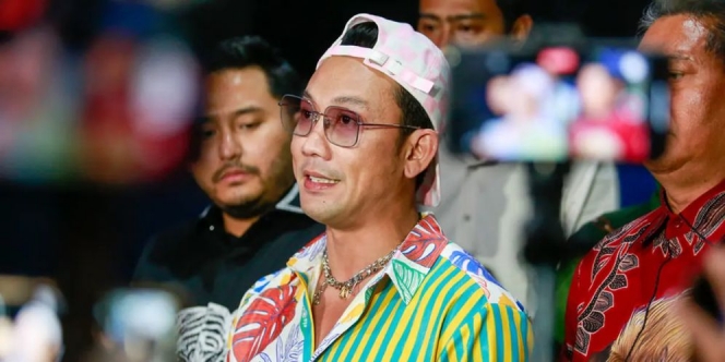 Ibunda Denny Sumargo Angkat Bicara Mengenai DJ Verny Hasan yang Masih Minta Tes DNA: Dia Jual Kita Beli!