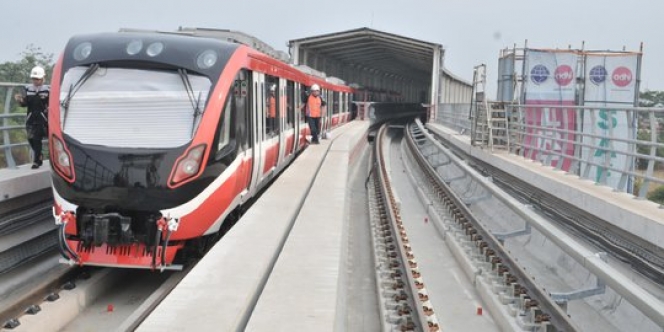 Resmi! Penerapan Tarif Flat 5000 Mulai Hari Ini, Ini Panduan Naik LRT Jabodetabek