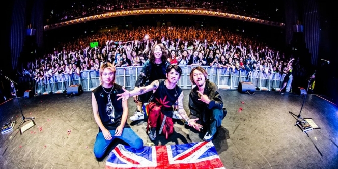 Lirik Lagu ONE OK ROCK - Make It Out Alive