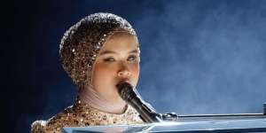 Putri Ariani Lolos ke Final America's Got Talent 2023, Selamat!