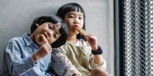Mulai Pola Makan Sehat dari Kecil, Ini Tips Tangani Anak yang Doyan Jajan