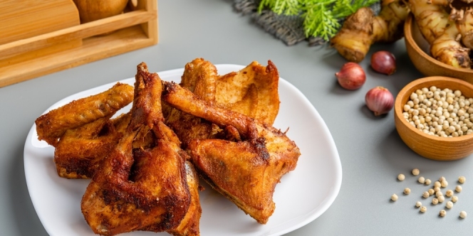 8 Tips Masak Ayam Pejantan agar Empuk, Praktis dan Tanpa Presto!