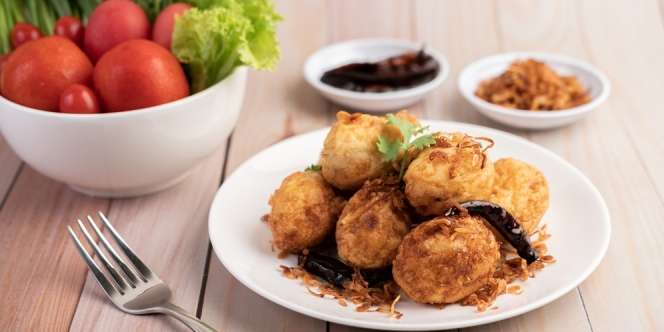 7 Tips Menggoreng Telur Rebus agar Tidak Meletus, Dijamin Cantik dan Matang Sempurna 