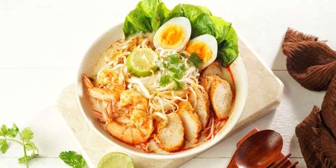 7 Resep Laksa Singapura, Enak, Gurih, dengan Kuah Segar yang Menggugah Selera