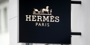 Cucu Pendiri Hermes Berikan Warisan Rp172 Miliar untuk Tukang Kebunnya