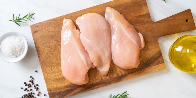 7 Tips Fillet Ayam, Potong Beberapa Bagian Ini Agar Hasilnya Rapi Sempurna