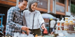 15 Ide Kencan selama Ramadan Tanpa Bikin Puasa Batal