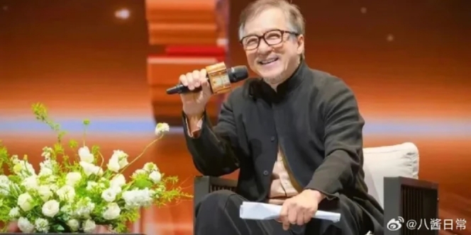 Genap Usia 70 Tahun, Potret Terbaru Jackie Chan dengan Rambut yang Sudah Putih Bikin Pangling