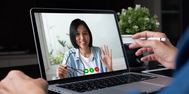 Gampang Banget, Ini lho Caranya Menggunakan FaceTime di Macbook