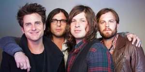 Lirik Lagu Split Screen - Kings of Leon