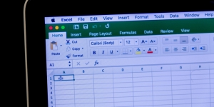 4 Cara Memasukkan Simbol Rp di Excel, Mudah Dipelajari lho