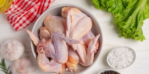 8 Cara Mencuci Ayam Agar Tidak Amis, Mudah Hanya Pakai Bahan-Bahan Ini