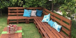 7 Tips Memilih Furnitur Outdoor yang Cocok Untuk Area Luar Rumah