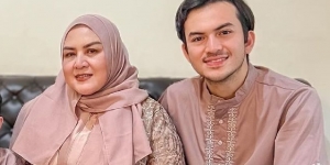 Ibunda Rizky Nazar Beri Klarifsikasi Usai Putranya Dituding Selingkuhi Syifa Hadju