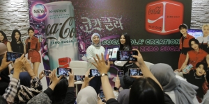 Coca-Cola® Creations K-Wave Zero Sugar Edisi Terbatas Hadir di Indonesia, Siap Rayakan Gelombang KPOP Bersama Penggemar