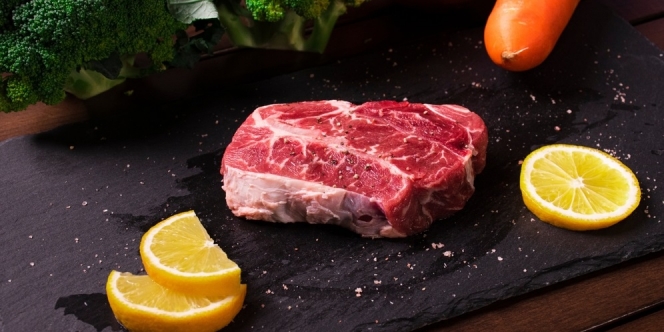 9 Tips Menyimpan Daging Kurban di Kulkas, Awet Segar dan Tahan Lama
