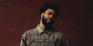 Lirik Lagu Adore U - Khalid