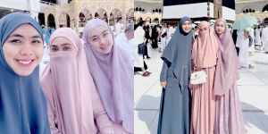 7 Foto Oki Setiana Dewi Jalani Ibadah Haji Bareng Dua Adik Perempuannya, Penampilan Ria Ricis Meneduhkan