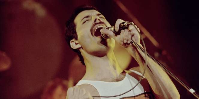 Lirik Lagu Love Me Like There's No Tomorrow - Freddie Mercury dengan Terjemahan dan Maknanya