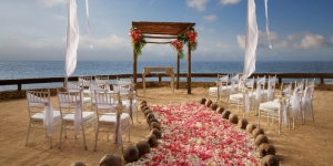 Penuhi Kebutuhan Berbagai Jenis Acara dan Konsep Pernikahan, AYANA Hospitality Gelar Wedding Showcase “Vows & Veils”
