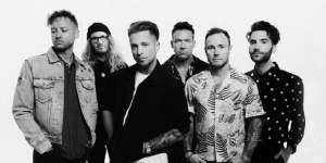 Lirik Lagu Hurt - OneRepublic