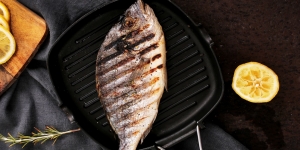7 Tips Memanggang Ikan agar Tidak Lengket, Dijamin Daging Utuh Sempurna Tanpa Hancur