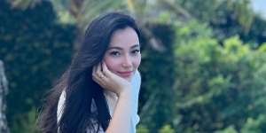 Siapa sih Nama Belakang Artis Asmirandah?