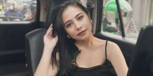 Dikenal sebagai Artis Kelas Atas, Prilly Latuconsina Tak Gengsi Pakai Lipstik Harga Belasan Ribu