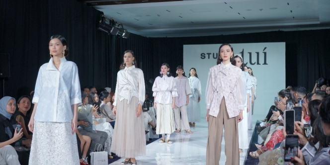 Unfolding Petals: Studio TUI Rayakan Tiga Tahun Perjalanan di Dunia Fashion Indonesia