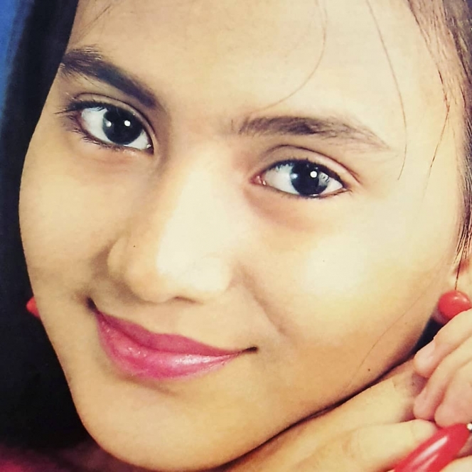 Pernah Dikabarkan Dekat dengan Raffi Ahmad, Ini 11 Potret Muda Wanda Hamidah yang Bikin Jatuh Hati