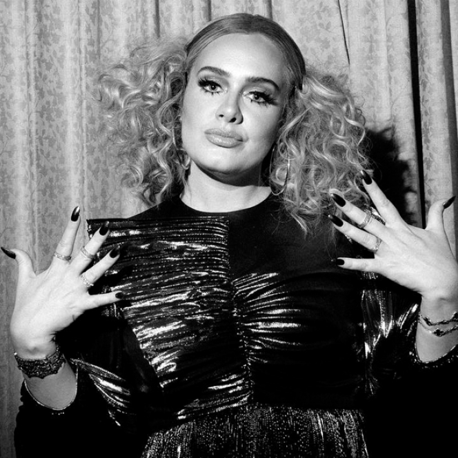 10 Potret Transformasi Adele yang Tambah Langsing dan Bikin Pangling