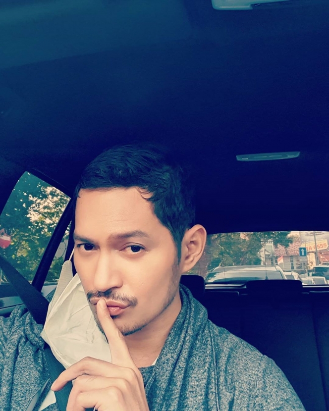 14 Artis Indonesia Yang Ganteng Ganteng Ini Masih Betah Melajang Meski